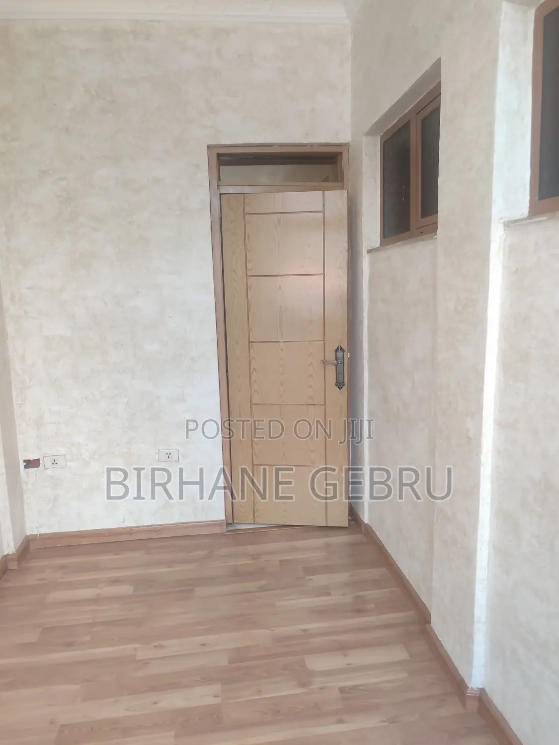 G+2 House Rent for Hotel and Other Business