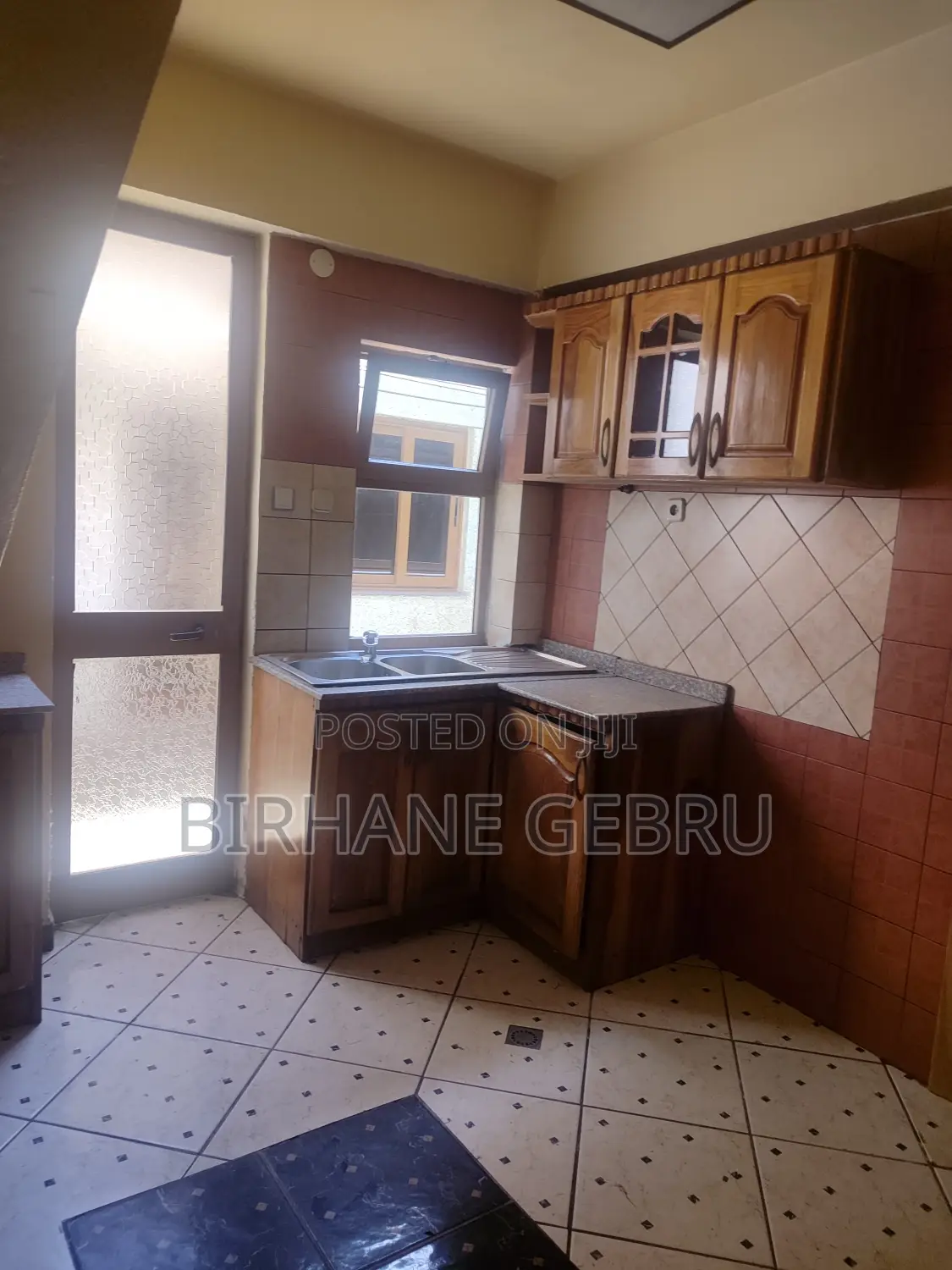 G+2 House Rent for Hotel and Other Business