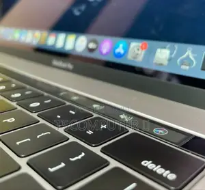 New Laptop Apple MacBook Pro 2019 32GB Intel Core I9 SSD 1T