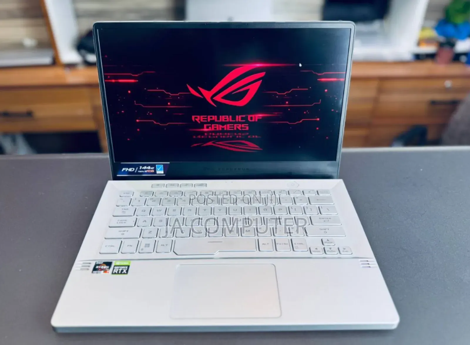 New Laptop Asus ROG Zephyrus G16 16GB AMD Ryzen 7 SSD 1T
