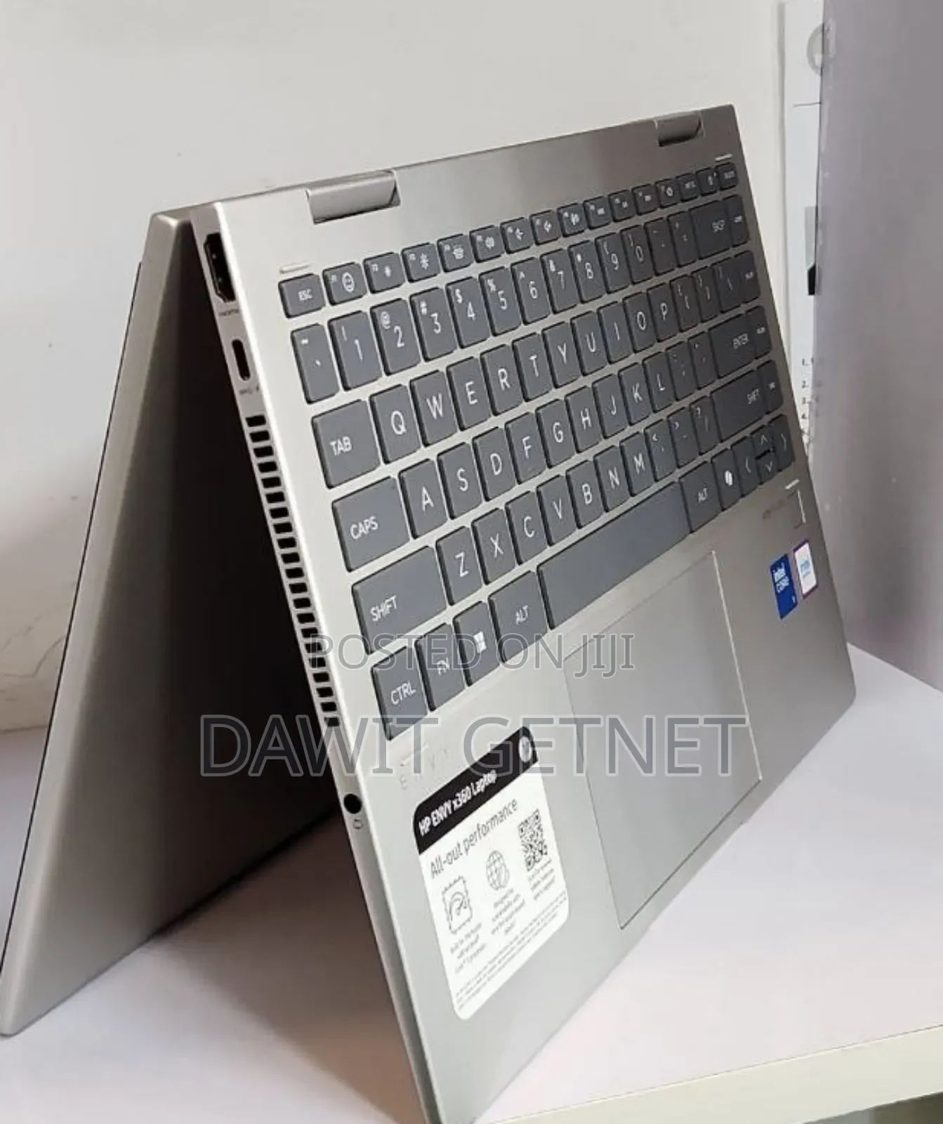 New Laptop HP Envy X360 8GB Intel Core I5 SSD 512GB