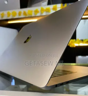 New Laptop Apple MacBook Pro 2019 32GB Intel Core I9 SSD 512GB