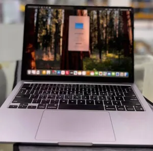 New Laptop Apple MacBook Pro M1 16GB Apple M1 SSD 1T