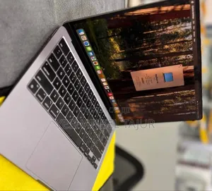 New Laptop Apple MacBook Pro M1 16GB Apple M1 SSD 1T