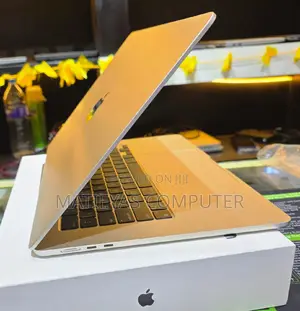 New Laptop Apple MacBook Air 2024 M3 15-Inch 8GB Apple M3 SSD 256GB