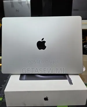 New Laptop Apple MacBook Pro M1 16GB Apple M1 Pro SSD 512GB