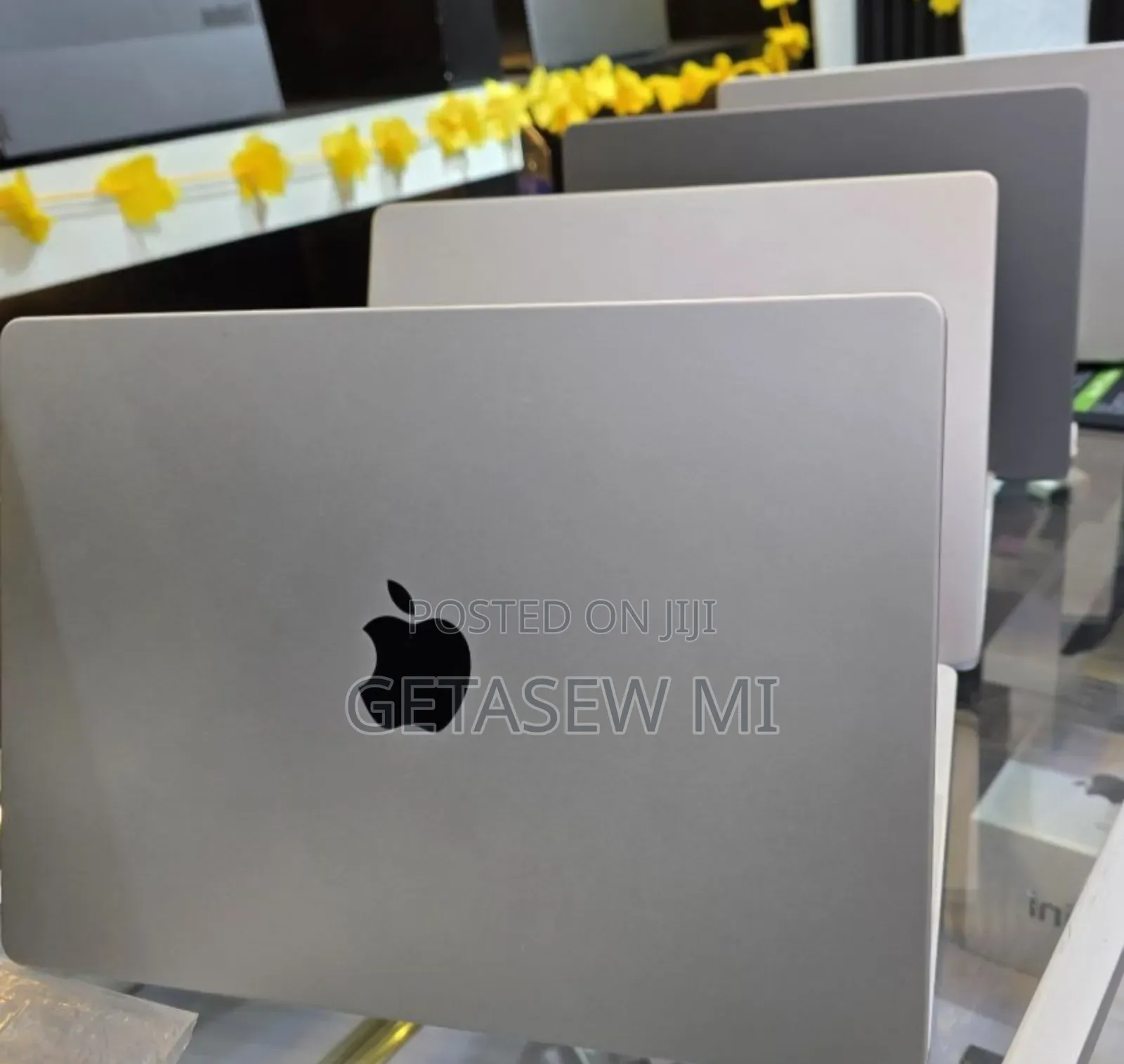 New Laptop Apple MacBook Pro M1 16GB Apple M1 Pro SSD 512GB