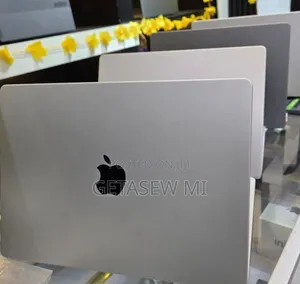 New Laptop Apple MacBook Pro M1 16GB Apple M1 Pro SSD 512GB