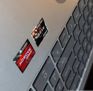 Photo - New Laptop HP Compaq Presario 700 8GB AMD Ryzen 5 SSD 512GB