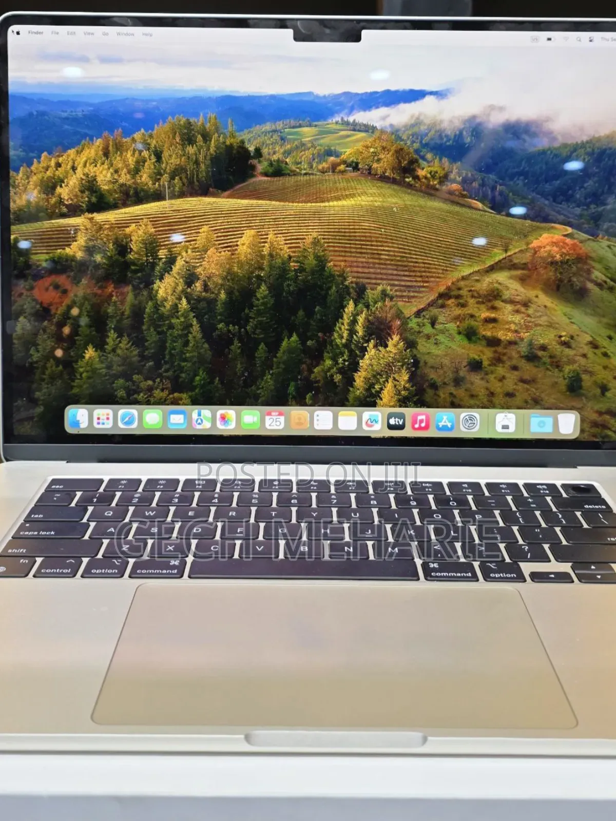 New Laptop Apple MacBook Air 2024 M3 13-Inch 8GB Apple M3 SSD 256GB