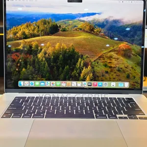 Photo - New Laptop Apple MacBook Air 8GB Apple M3 SSD 256GB