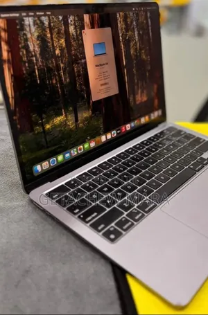 New Laptop Apple MacBook Air 2022 M2 8GB Intel SSD 256GB