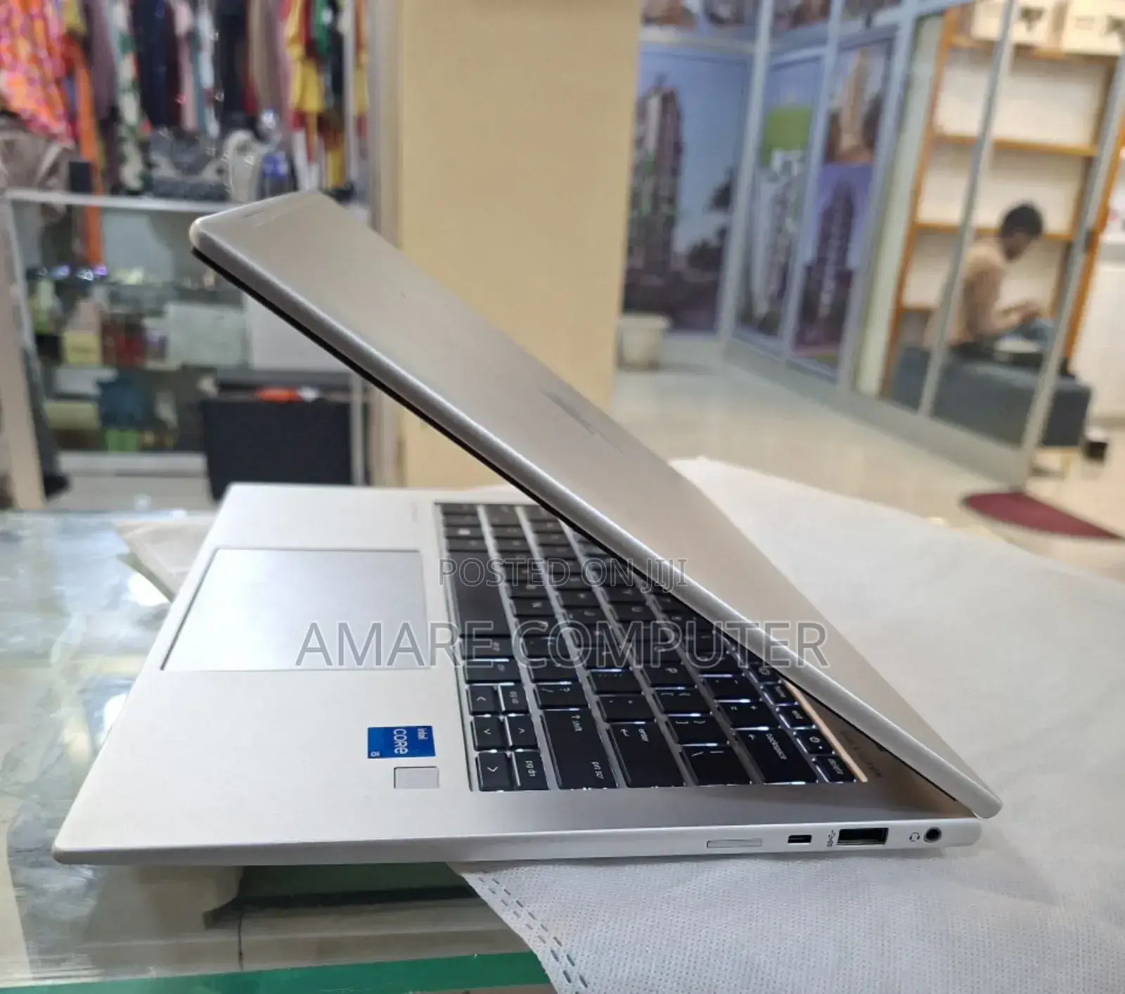 New Laptop HP EliteBook 840 G10 16GB Intel Core I7 SSD 1T