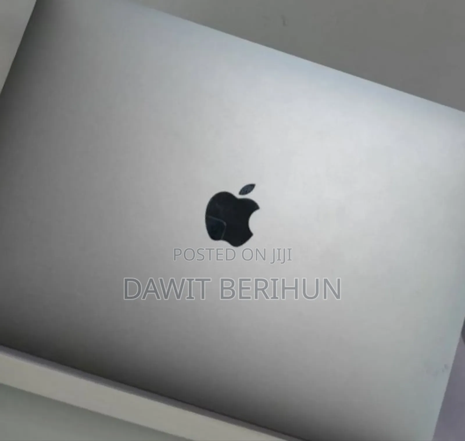 New Laptop Apple MacBook Pro 2017 8GB Intel Core I5 SSD 128GB