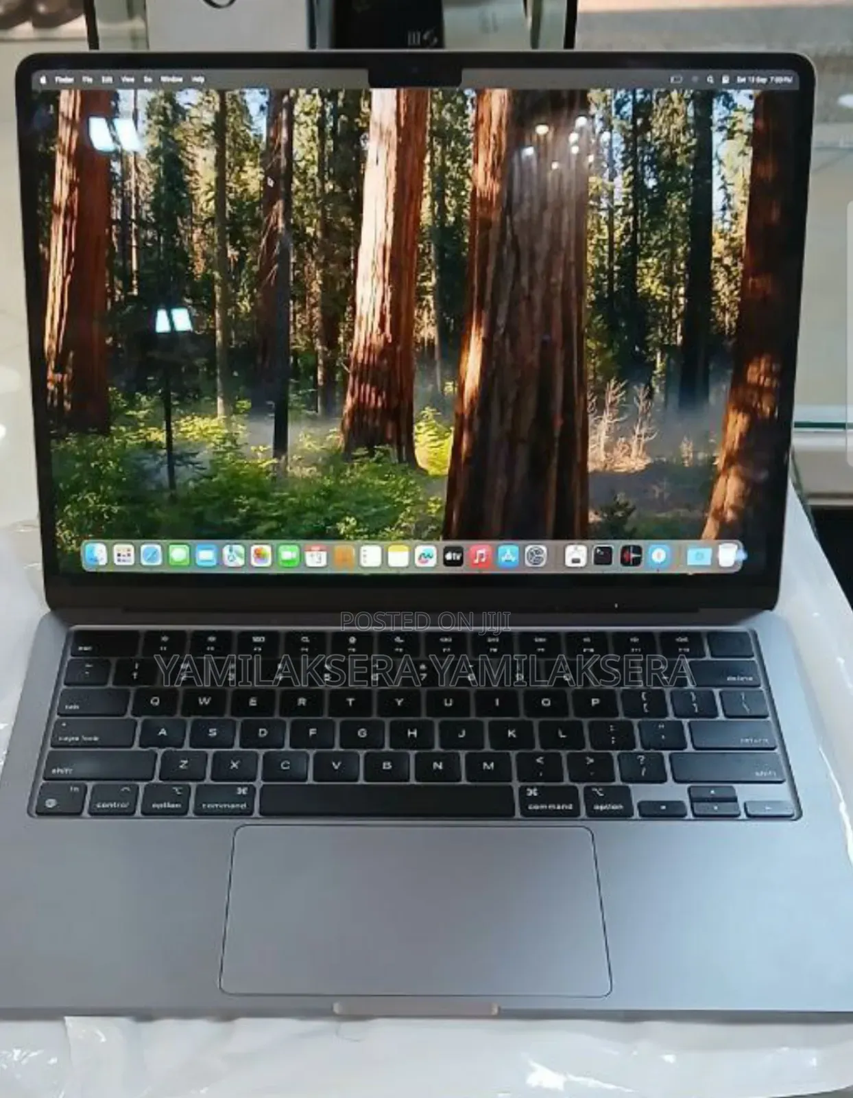 New Laptop Apple MacBook Air 2022 M2 8GB Apple M2 SSD 256GB