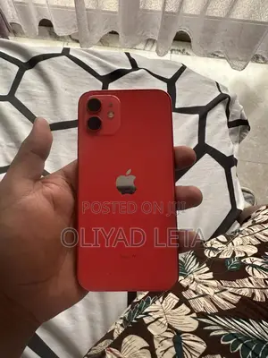 Apple iPhone 12 64 GB Red