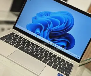 New Laptop HP EliteBook 830 G8 16GB Intel Core I7 SSD 512GB