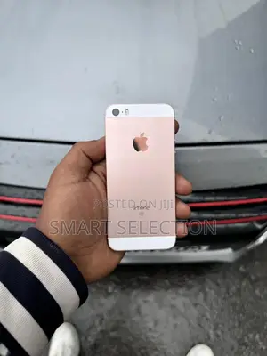 Apple iPhone SE 32 GB Rose Gold