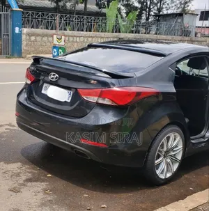 Hyundai Avante 2015 Black