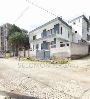 6bdrm House in Adis Ababa, Bole for sale