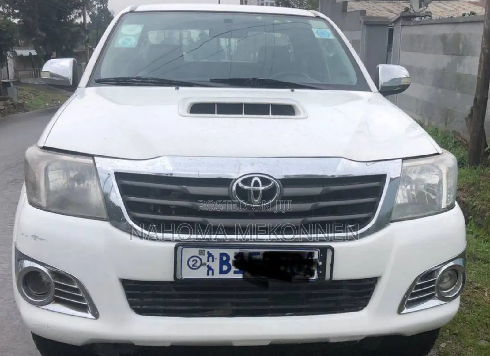 Toyota Hilux 2013 White