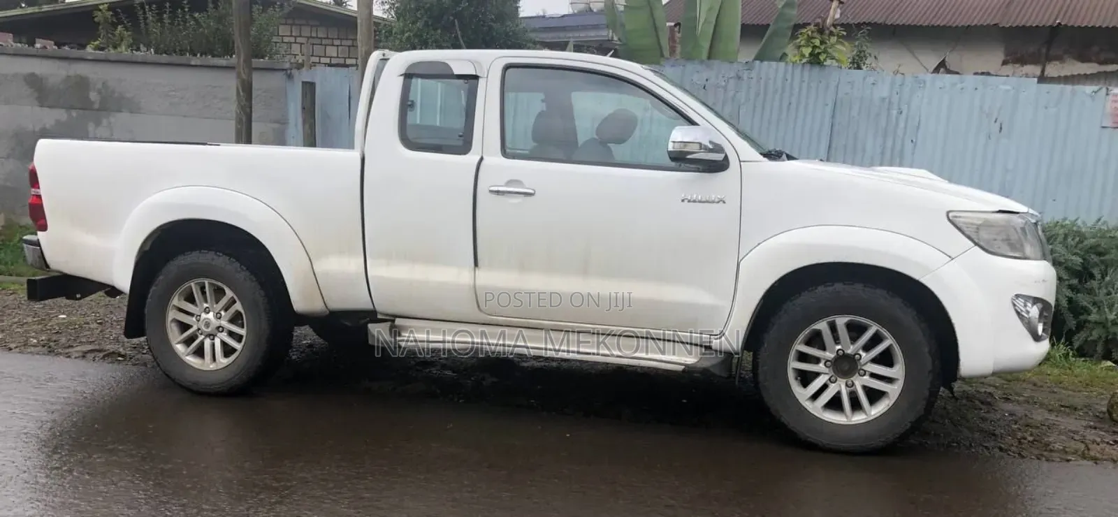 Toyota Hilux 2013 White