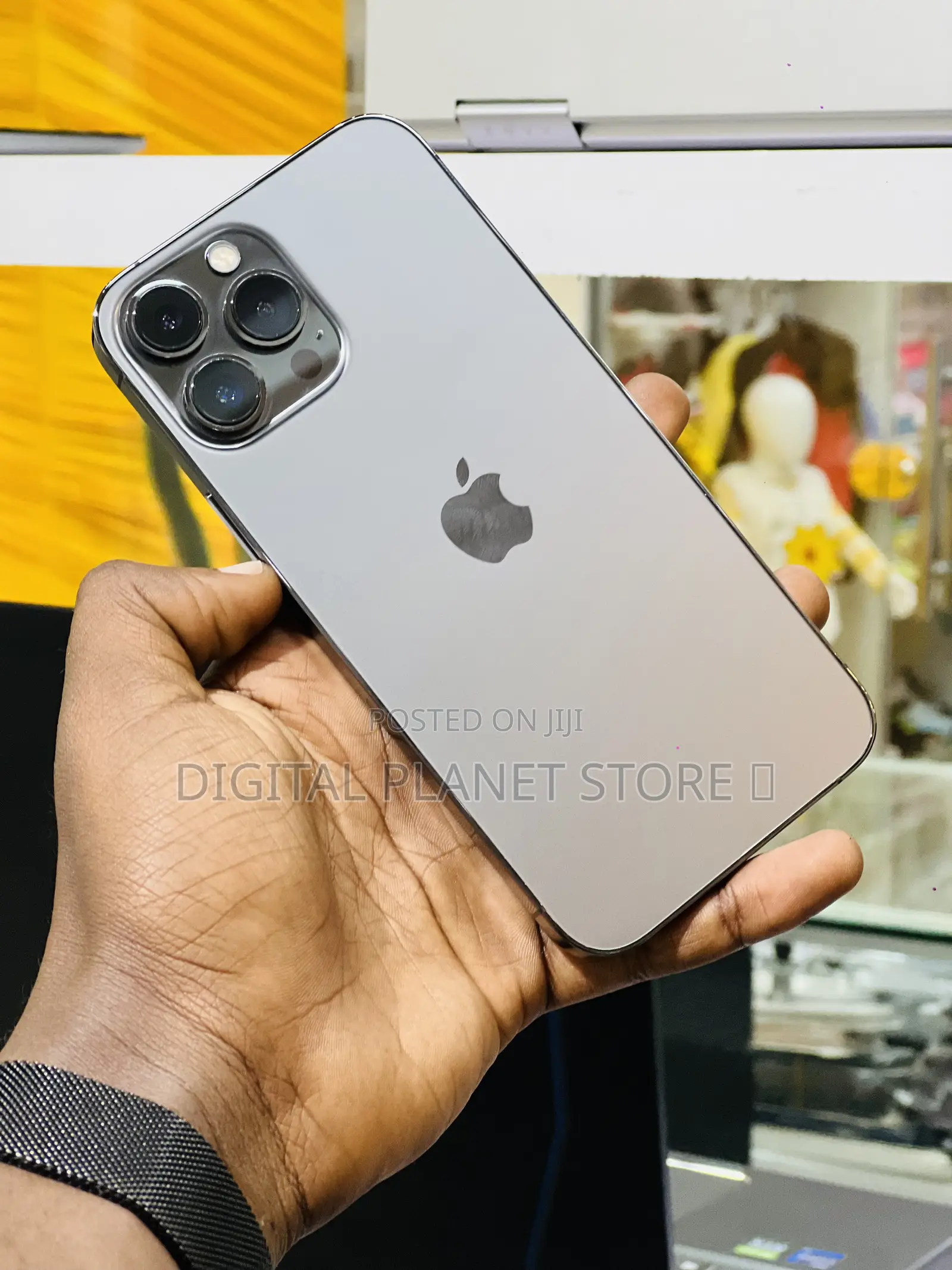 New Apple iPhone 13 Pro Max 256 GB Black