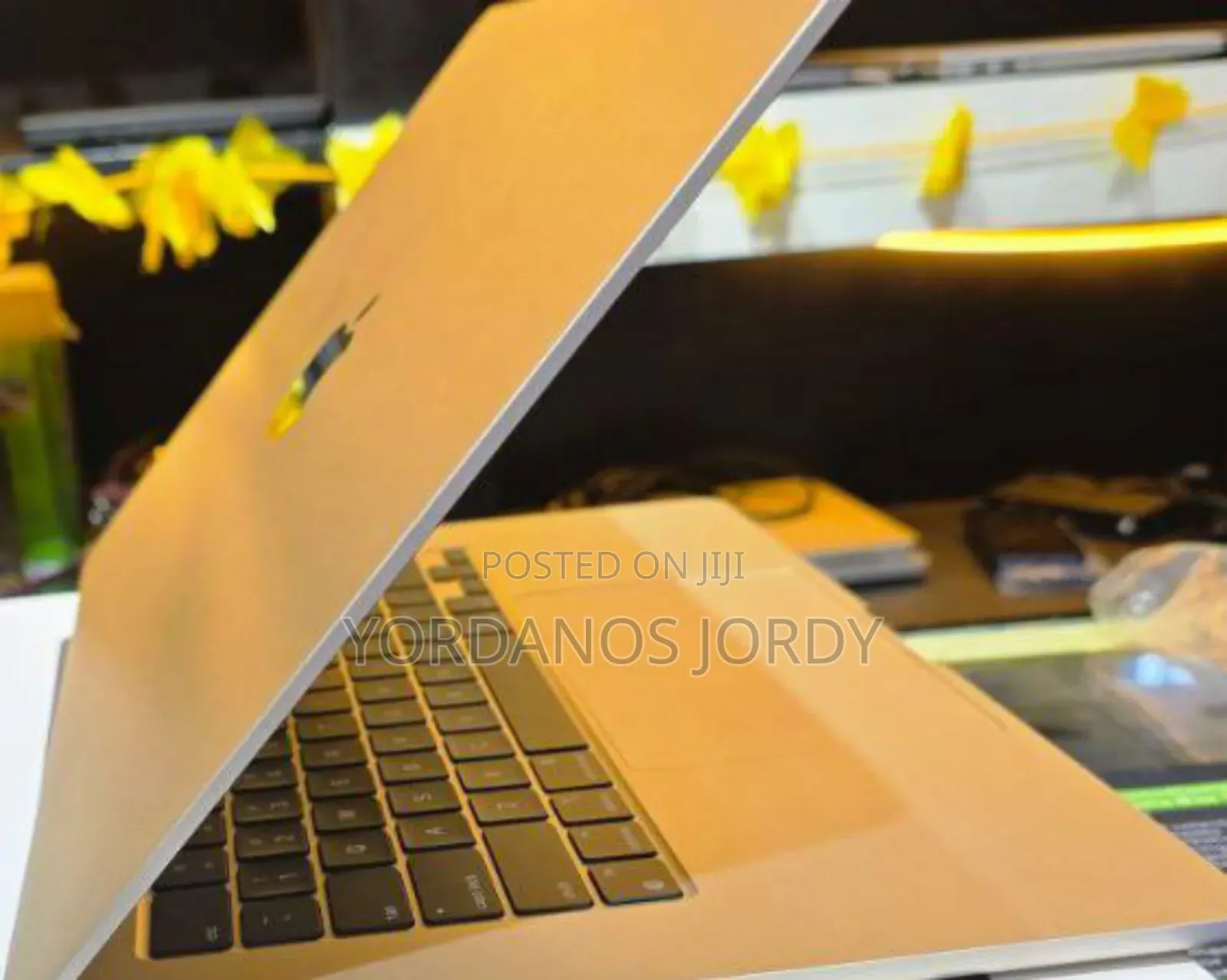 New Laptop Apple MacBook Air 8GB Apple M3 SSD 256GB