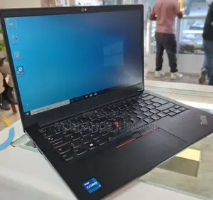 New Laptop Lenovo ThinkPad E14 G5 16GB Intel Core I7 SSD 256GB