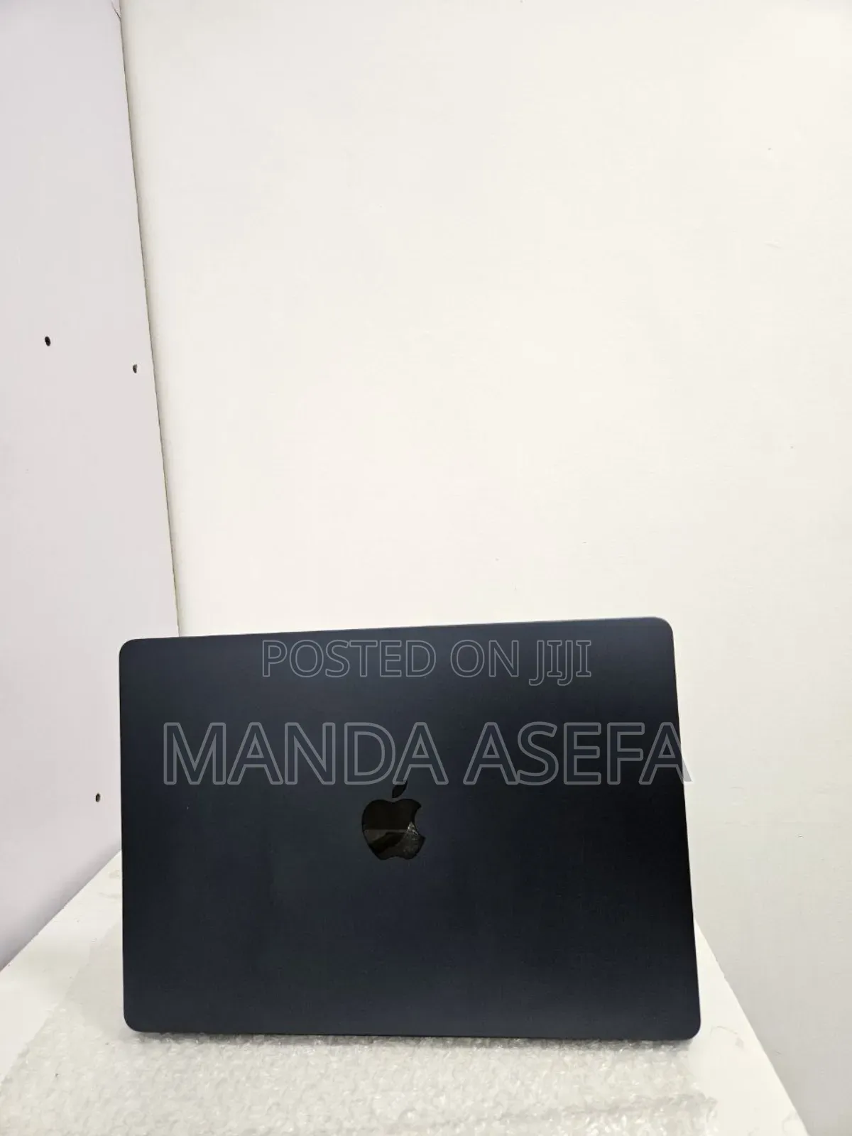 New Laptop Apple MacBook Air 2022 M2 8GB Apple M2 SSD 512GB