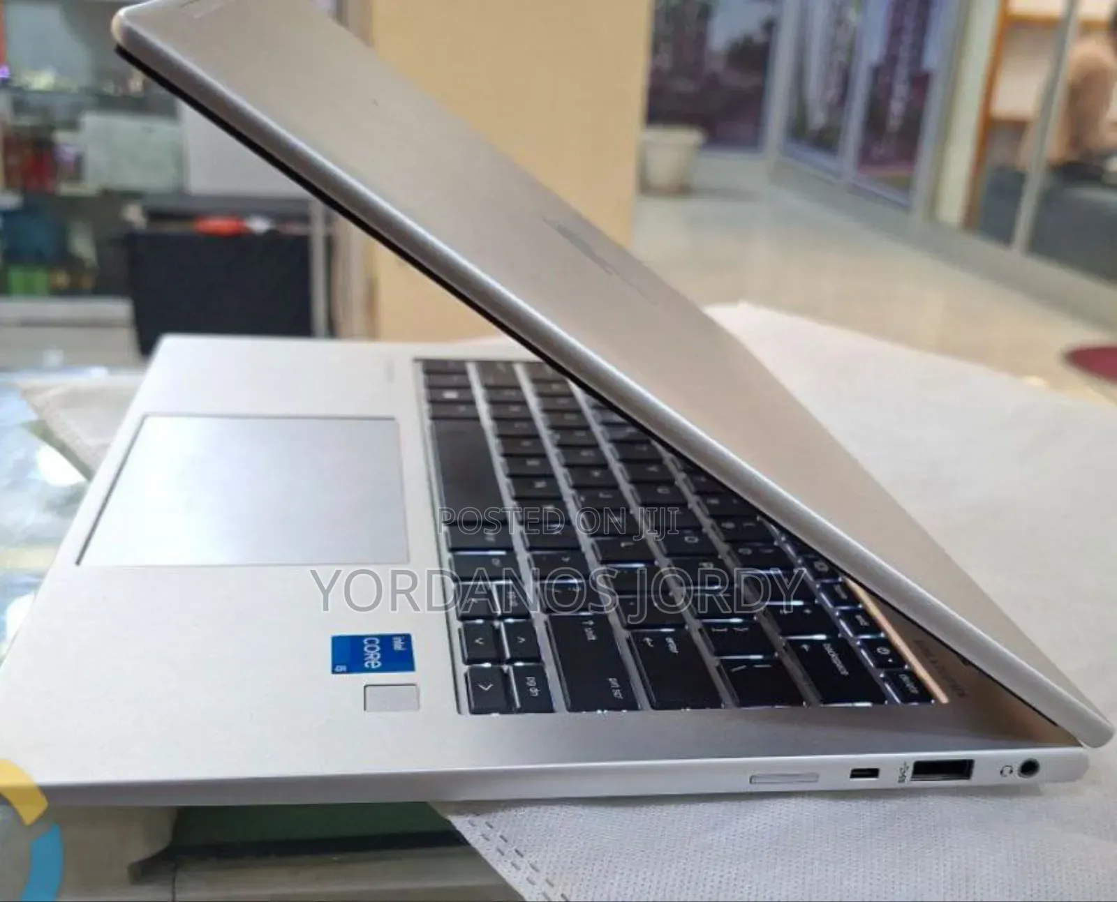 New Laptop HP EliteBook 840 G10 16GB Intel Core I5 SSD 1T