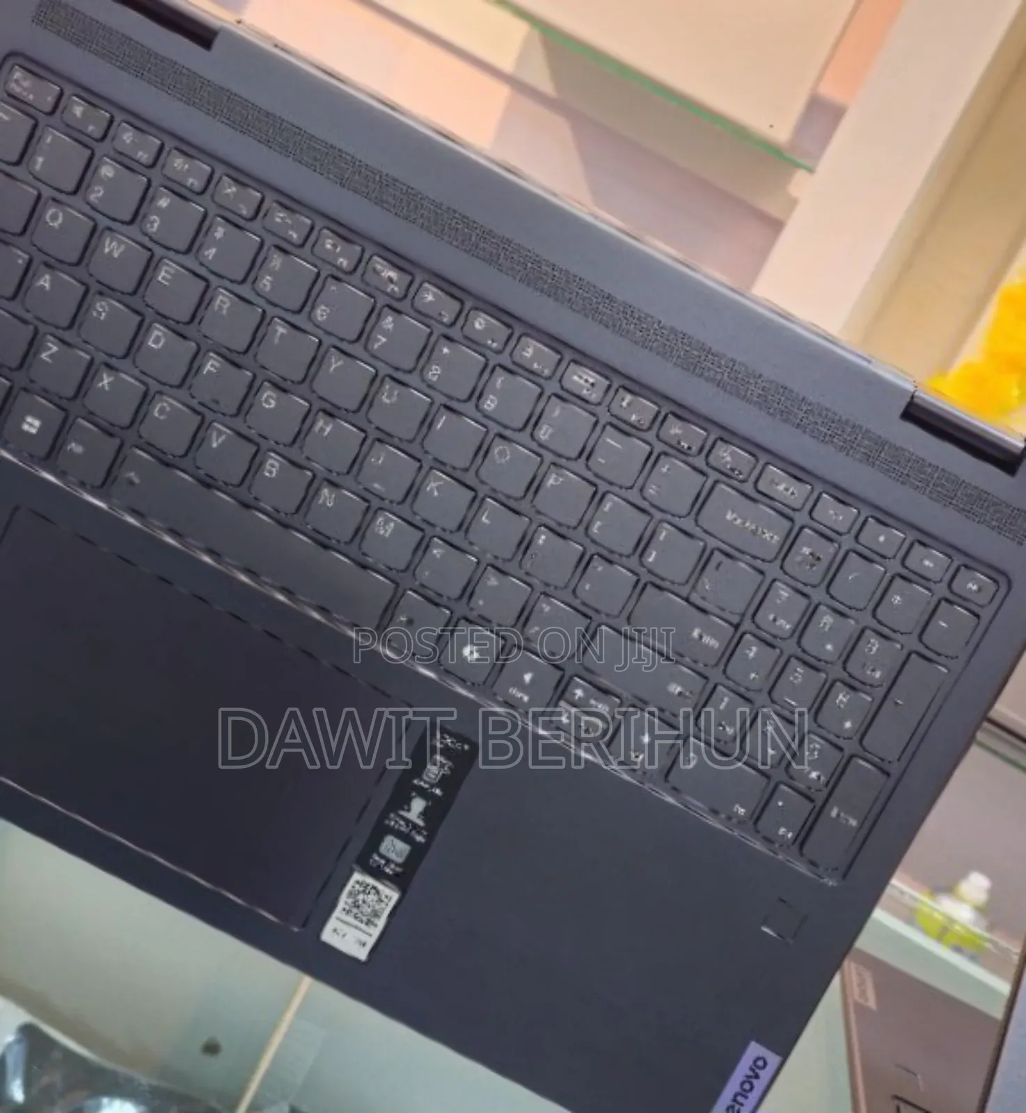 New Laptop Lenovo Yoga 7i 16GB Intel Core Ultra 7 SSD 1T