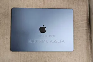 New Laptop Apple MacBook Air 2023 M2 8GB Apple M2 SSD 512GB