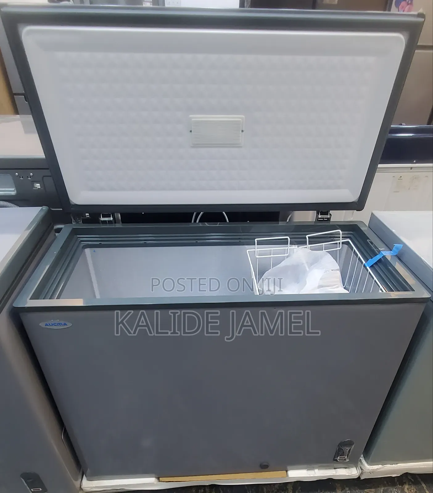 Aucma Chest Freezer Model 441