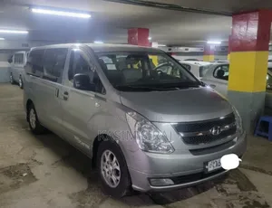 Hyundai Starex 2012 Silver