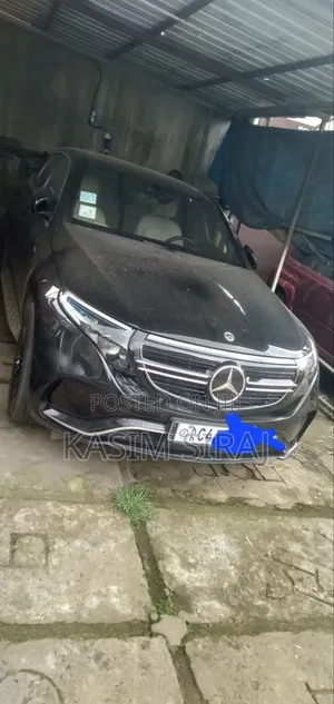 Mercedes-Benz EQC EQC400 4MATIC 2023 Black