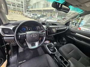 Toyota Hilux 2.4 Diesel 2020 Black