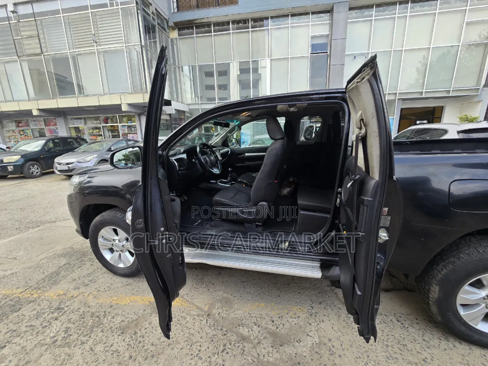 Toyota Hilux 2.4 Diesel 2020 Black