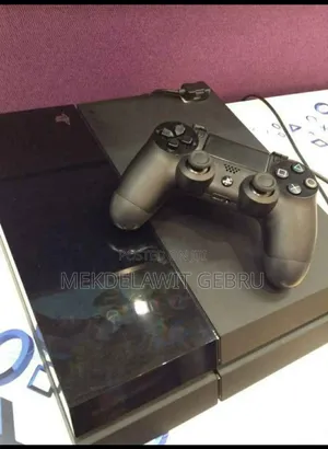 Photo - Playstation 4 Fat ብዛት ፈላጊ