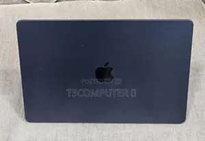 Photo - New Laptop Apple MacBook Air 2022 M2 8GB Apple M2 SSD 512GB