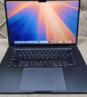 New Laptop Apple MacBook Air 2022 M2 8GB Apple M2 SSD 512GB