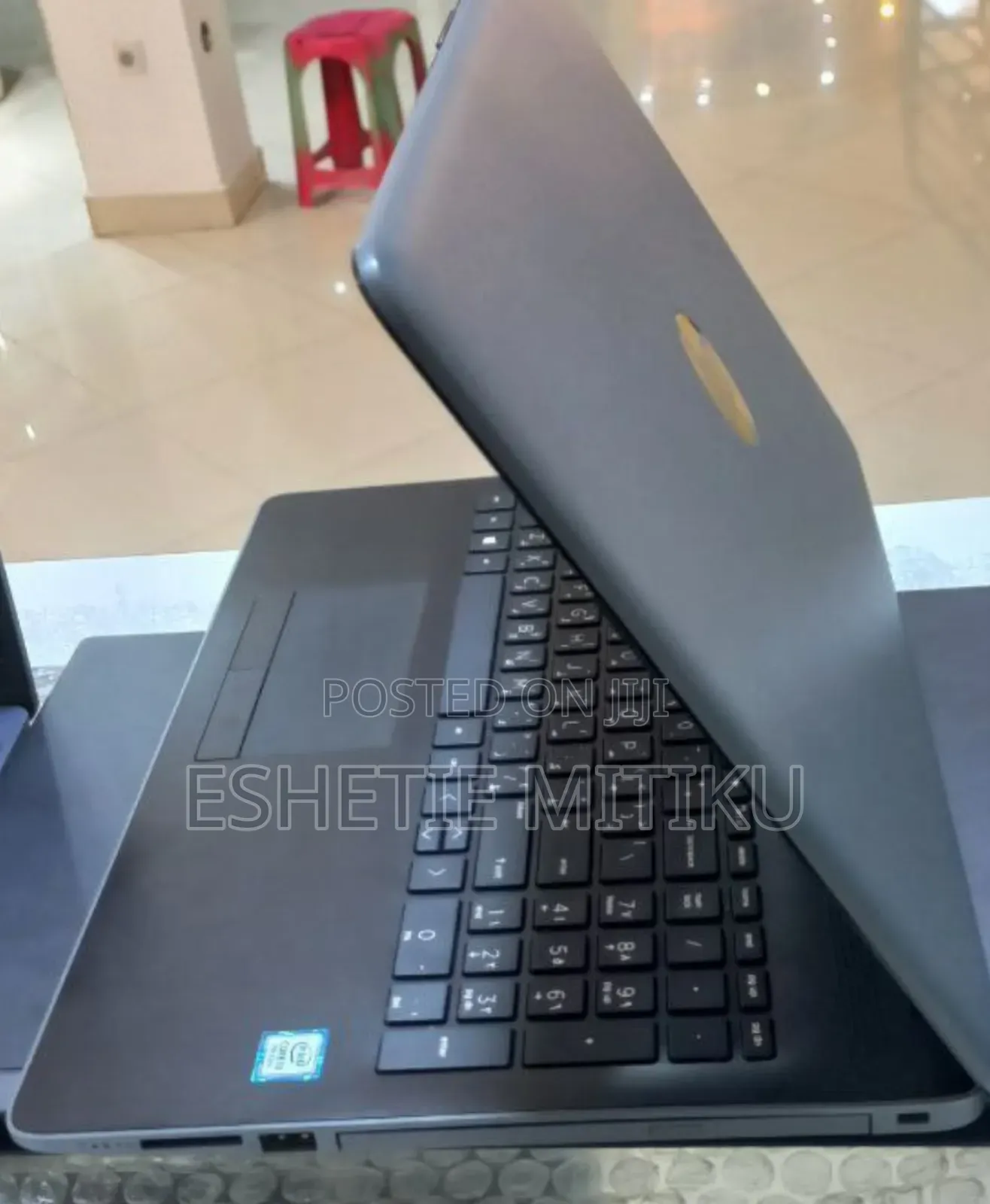 New Laptop HP 4GB Intel Core I3 SSD 500GB