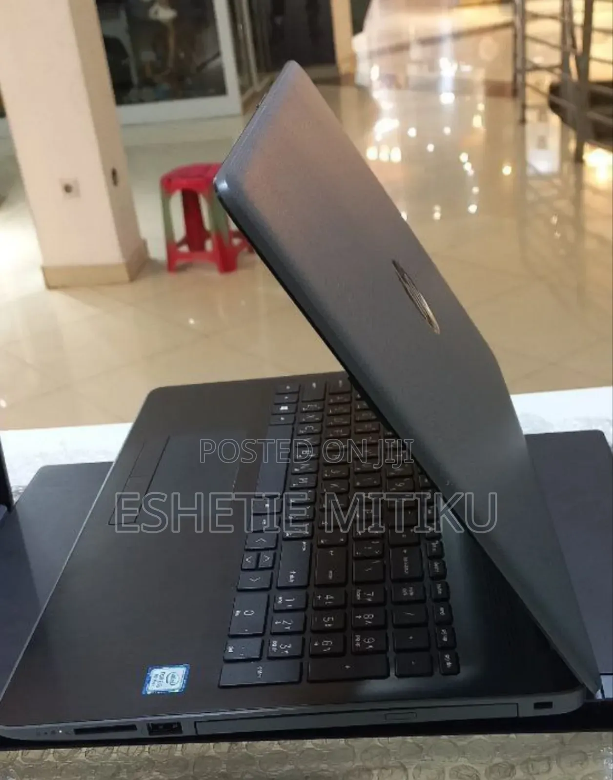 New Laptop HP 4GB Intel Core I3 SSD 500GB