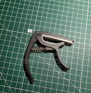 Photo - Guitar Capo