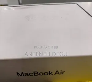 Photo - New Laptop Apple MacBook 16GB Apple M3 SSD 256GB