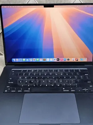 New Laptop Apple MacBook Air 2023 M2 8GB Apple M2 SSD 512GB