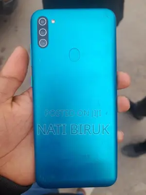 New Samsung Galaxy M11 64 GB Blue