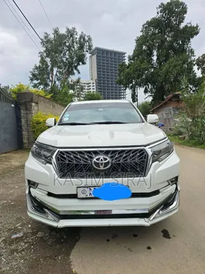 Photo - Toyota Land Cruiser Prado 2.7 VVT-i 2014 White