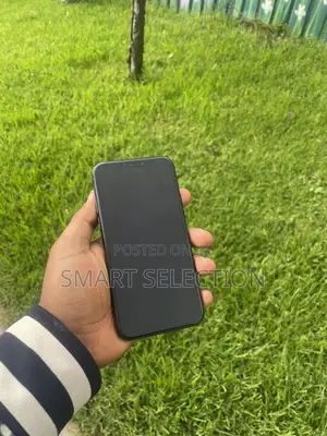 Photo - Apple iPhone 11 Pro 256 GB Green