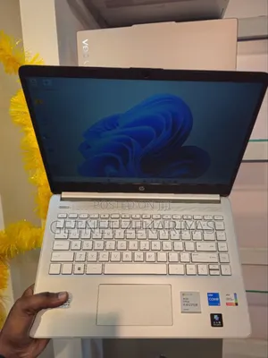 New Laptop HP Stream Notebook 16GB Intel Core I5 SSD 512GB